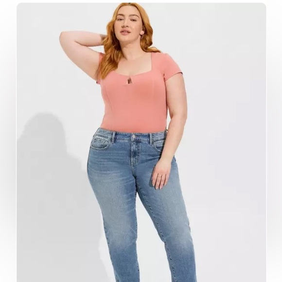 New Torrid Foxy Notch Neck Cap Sleeve Top - Picture 2 of 7